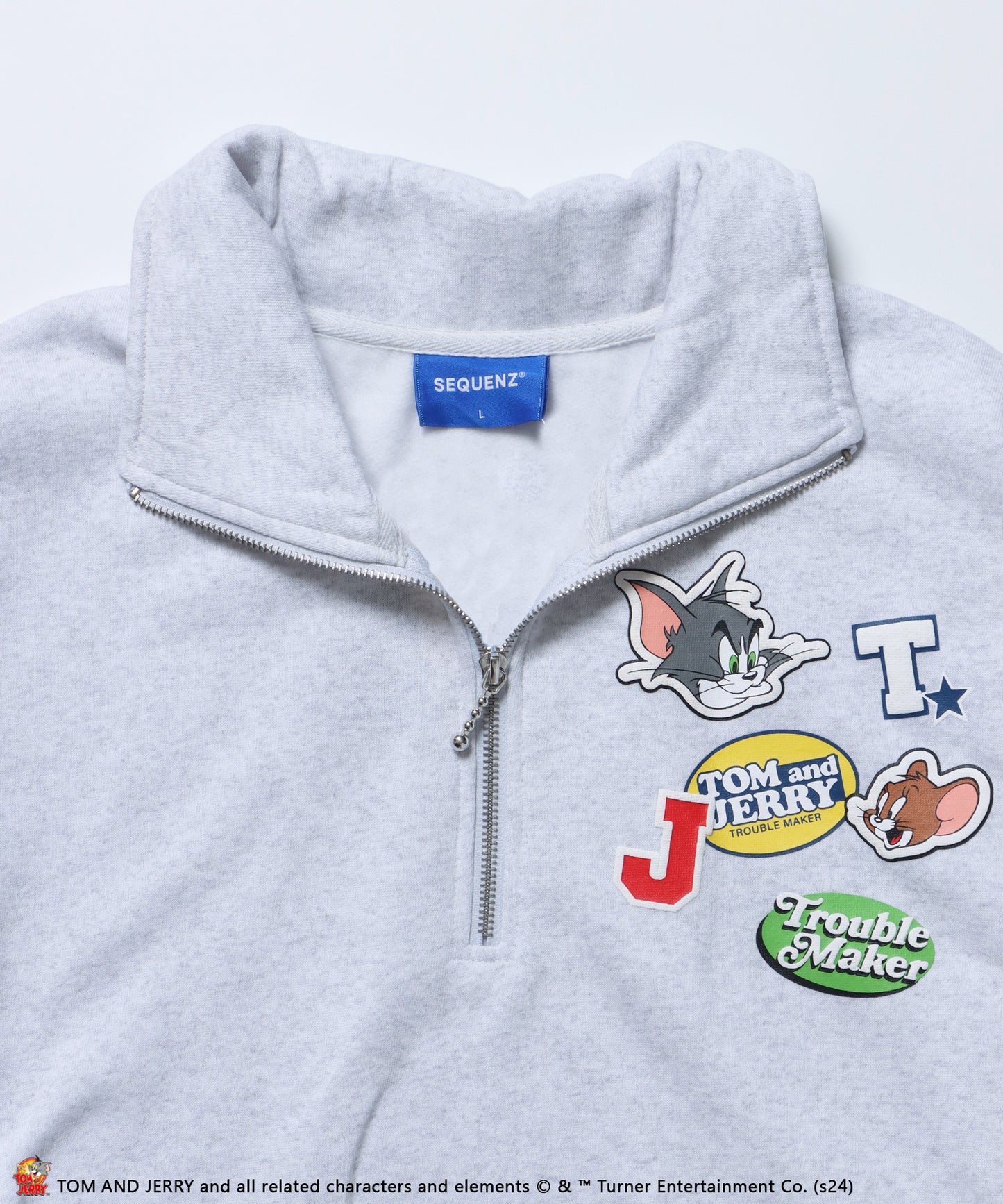 TJ STICKER HZIP SWEAT / オーバーサイズ 裏起毛 スウェット ハーフジップ クルーネック アッシュグレー