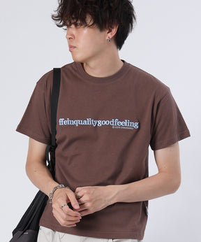 センターロゴ3D刺繍ショート丈Tシャツ / Tシャツ クルーネック 半袖 刺繍 シンプル 【短丈】 モカ
