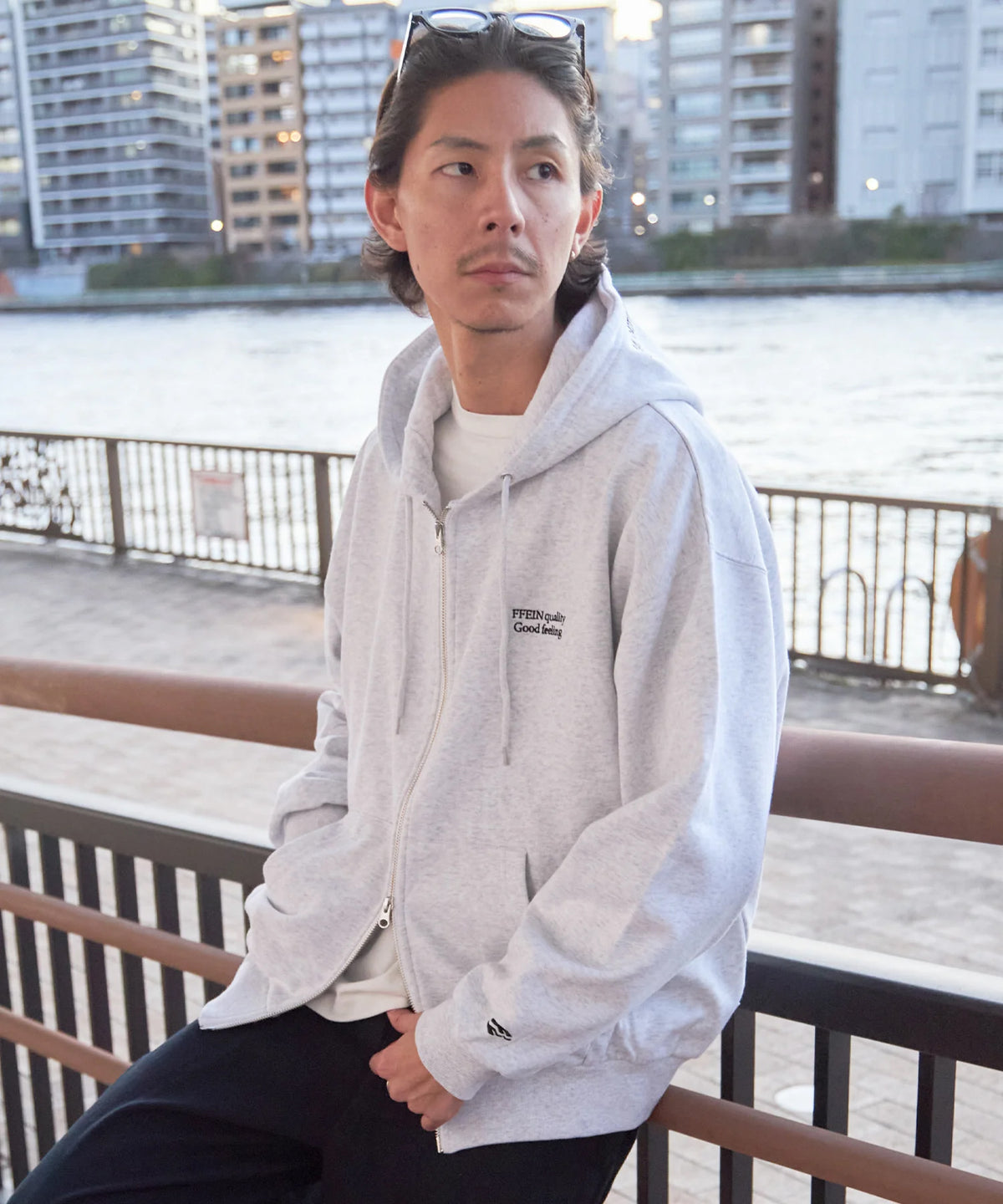 モデル：H177 Size:L　アッシュグレー