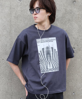 アートグラフィックショート丈Tシャツ / Tシャツ 短丈 クルーネック 半袖 ショート丈 チャコール