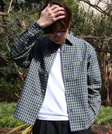 アソートワンポイントボックス長袖シャツ / シャツ レギュラーカラー 長袖 ワンポイント 刺繍 レイヤード ポケット ダークグリーン