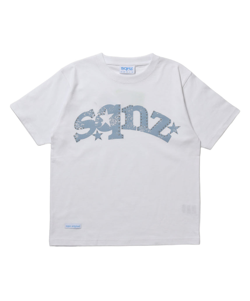 ※WEB限定 / ユニセックス / ロゴ加工風スタッズ半袖Tシャツ / sqnz studs faint logo tee / ホワイト