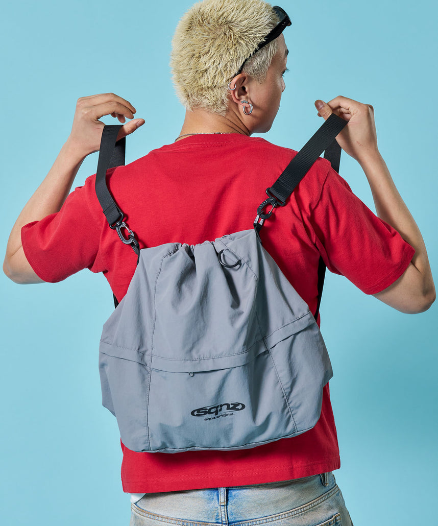 ※WEB限定 / ユニセックスナップサック / sqnz 2way knapsack グレー