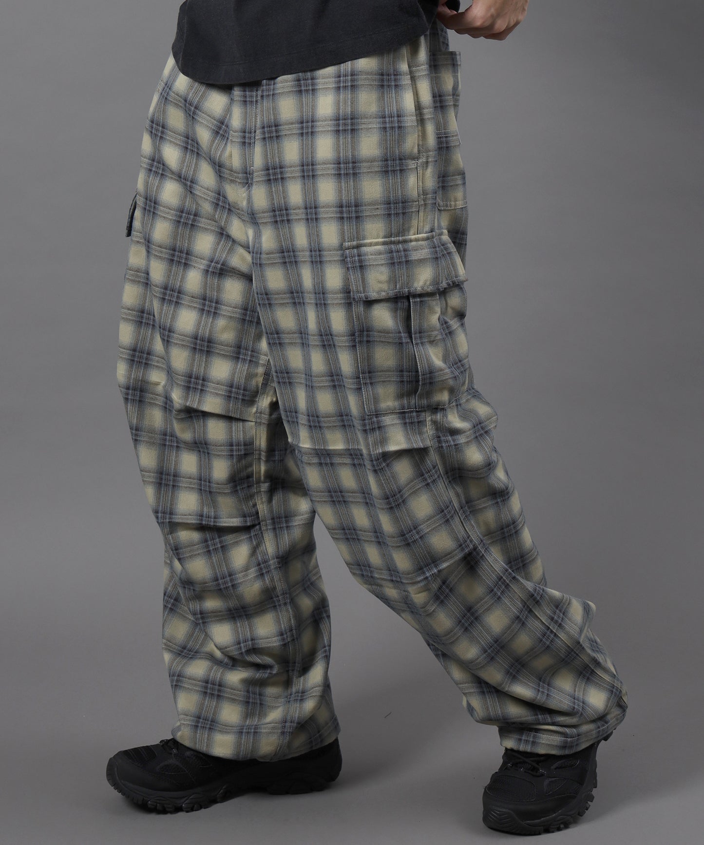 モデル：H177 Size:L