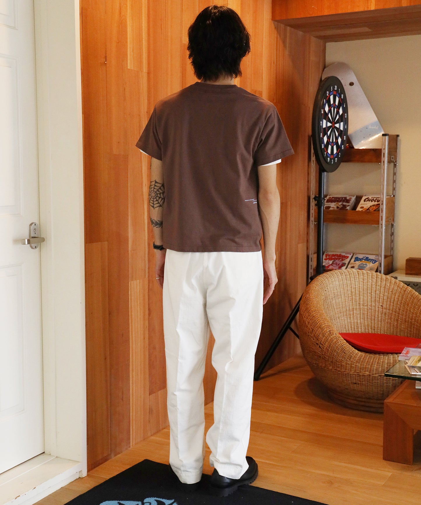 モデル：H178 Size : Ｍ ブラウン