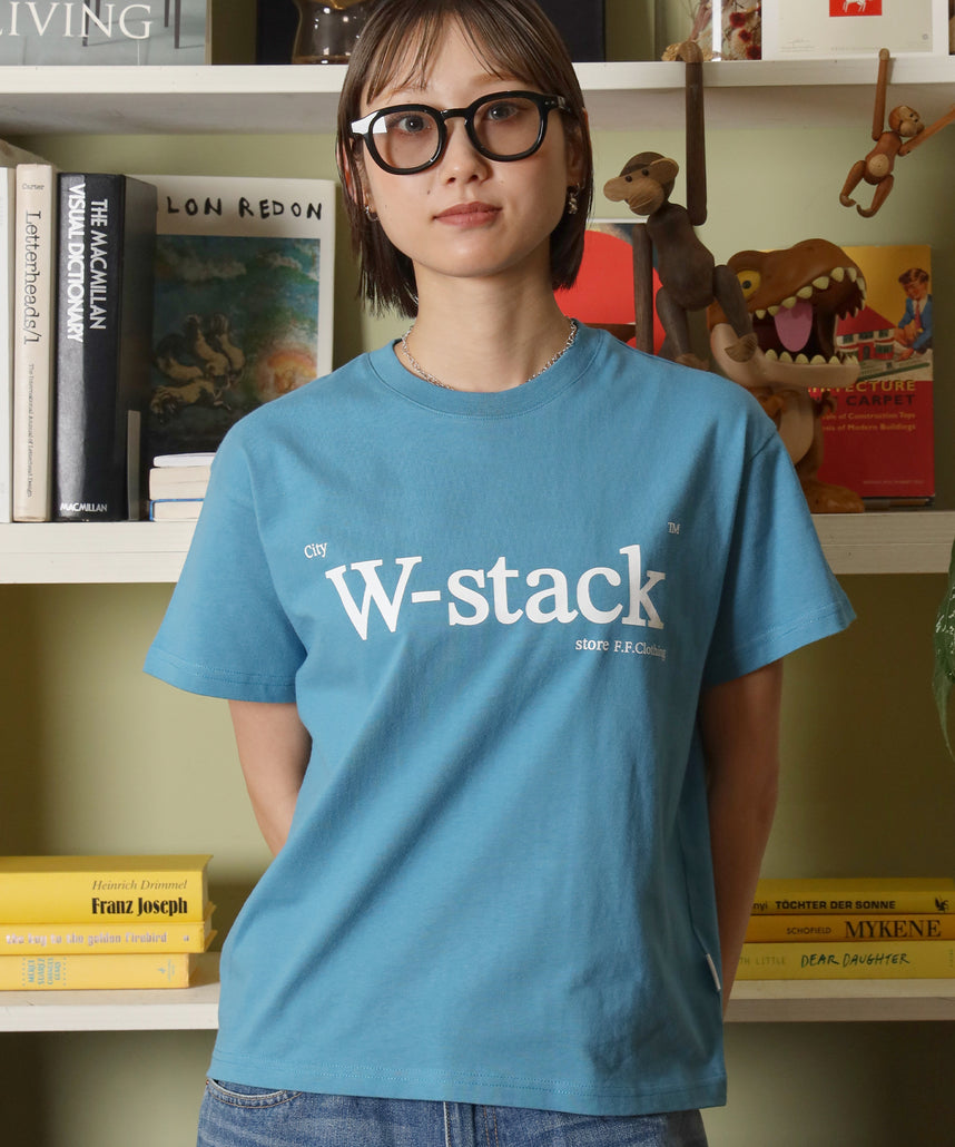 ユニバーサルロゴショート丈Tシャツ/ Tシャツ クルーネック 半袖 プリント 刺繍 チェック 【短丈】 サックスブルー