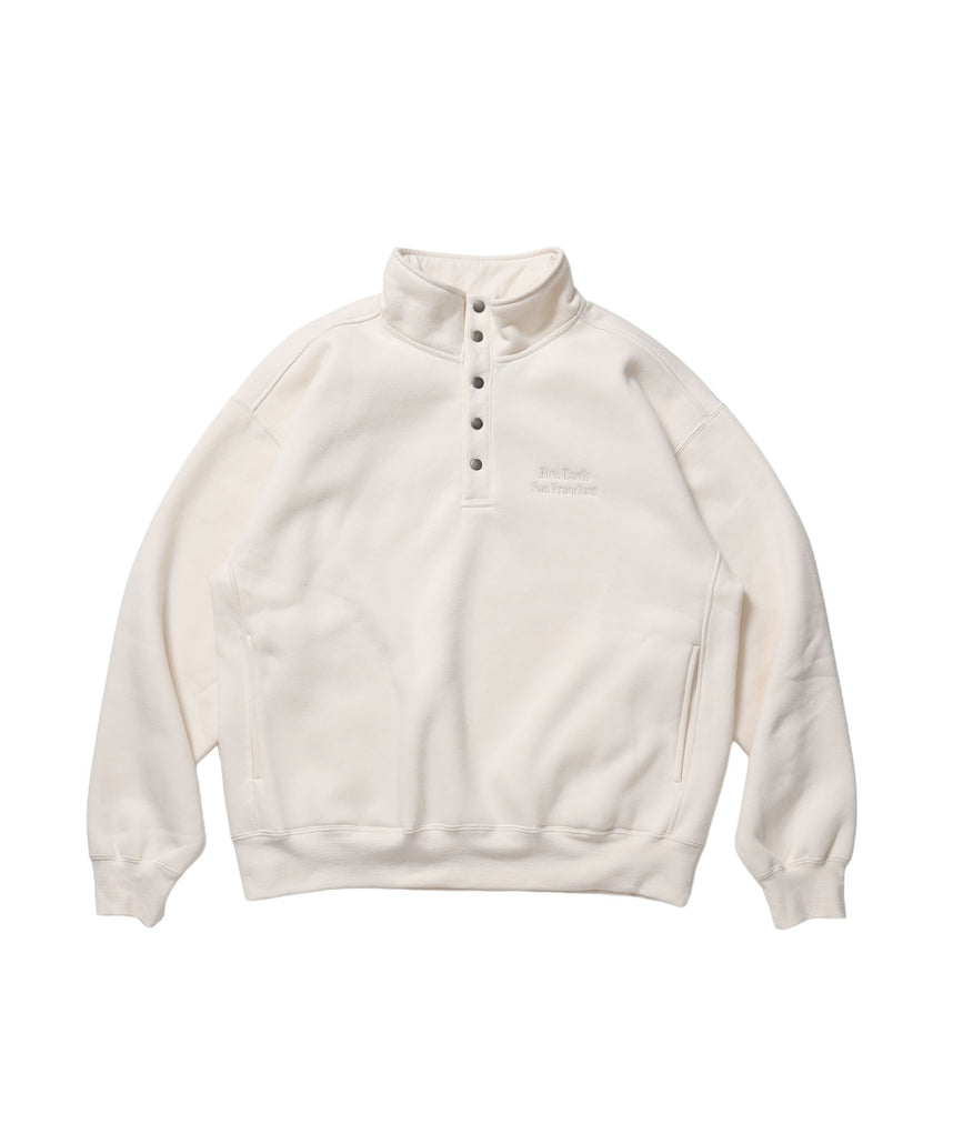 BD SWEAT SNAP P/O / スウェット ハイネック ボタン 裏起毛 ワンポイント刺繍 ユニセックス オフホワイト
