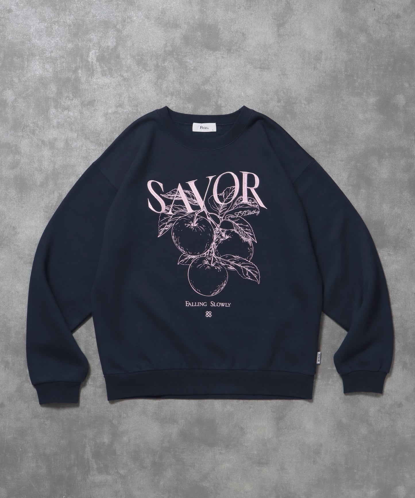 ヘビーウエイトフルーツロゴスウェット / スウェット トレーナー 刺繍 裏起毛 クルーネック 柄81