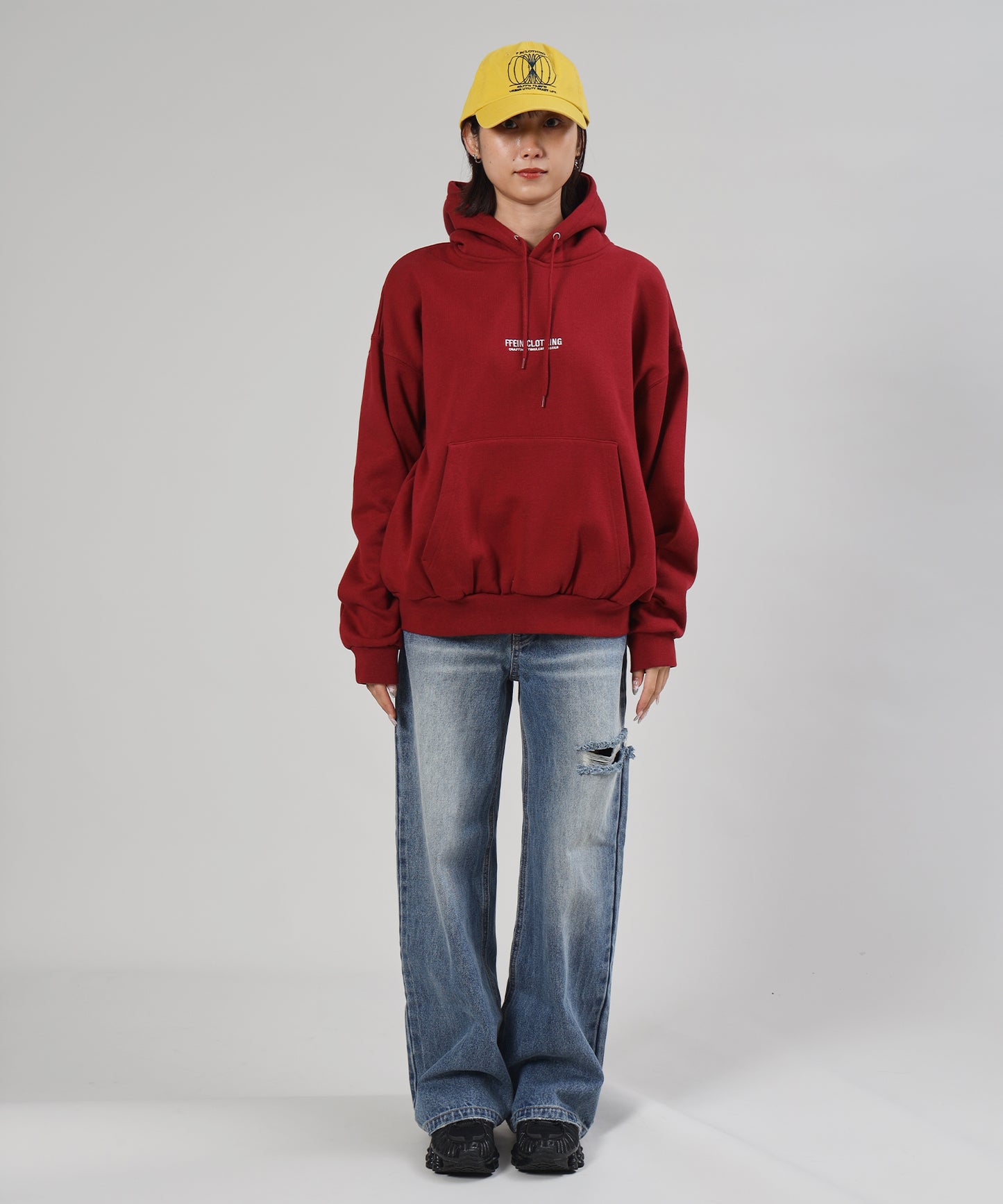 モデル：H163 Size : M ワイン