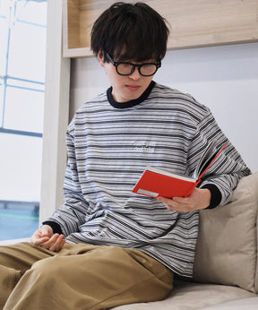 ロゴ刺繍マルチボーダーロングスリーブTシャツ グレー