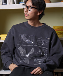 ヘビーウエイト線画プリントスウェット / 裏起毛 スウェット クルーネック ワンポイント プリント チャコール