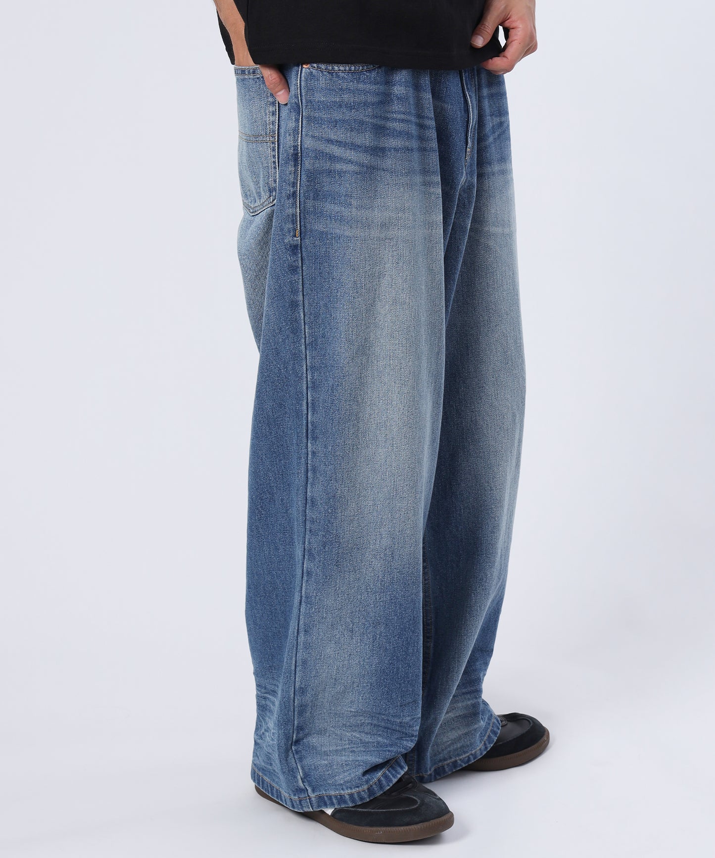 モデル：H178 Size:M ブルー