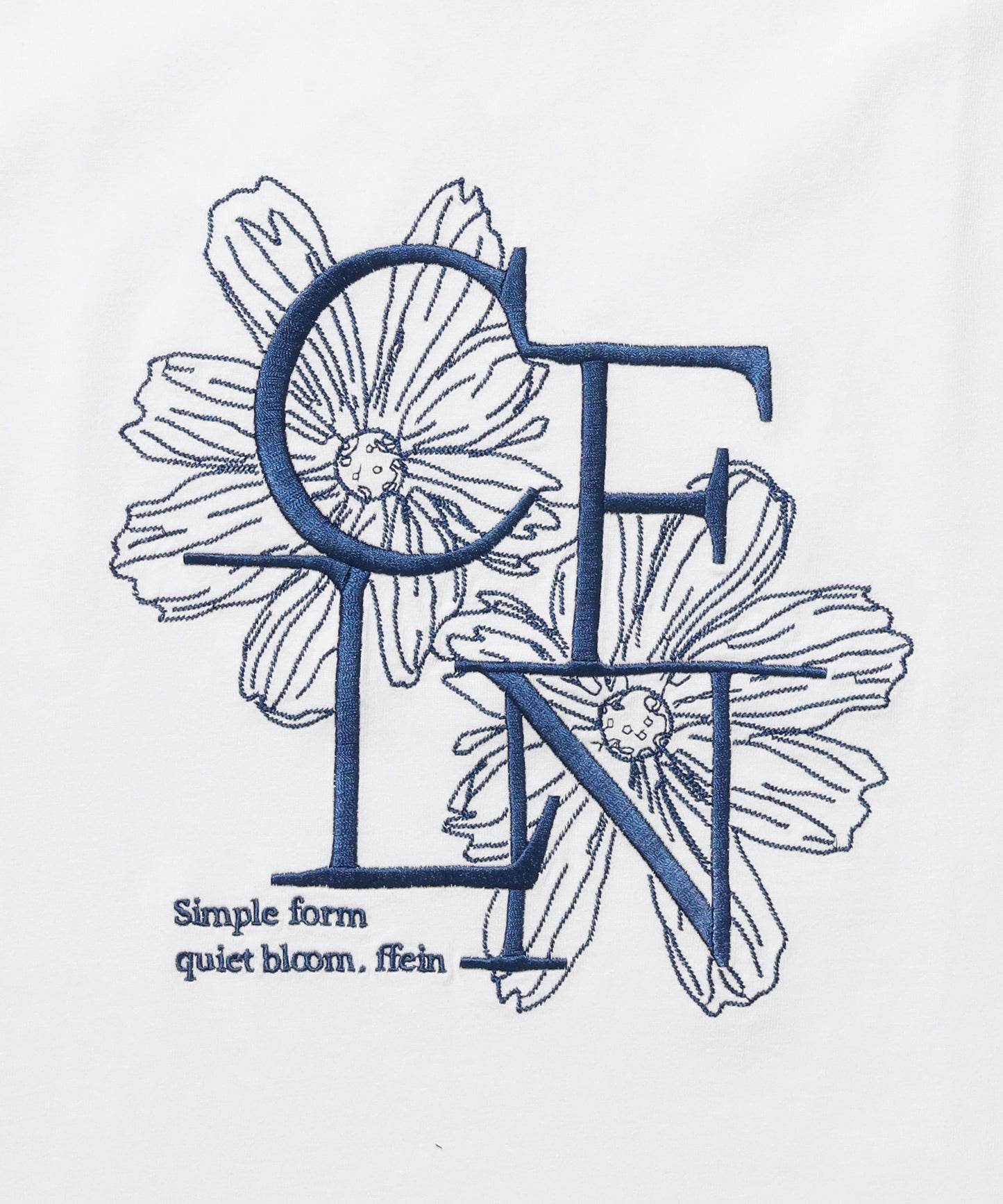 フラワー刺繍ロゴショート丈Tシャツ / Tシャツ クルーネック 半袖 刺繍 花柄 【短丈】 ホワイト