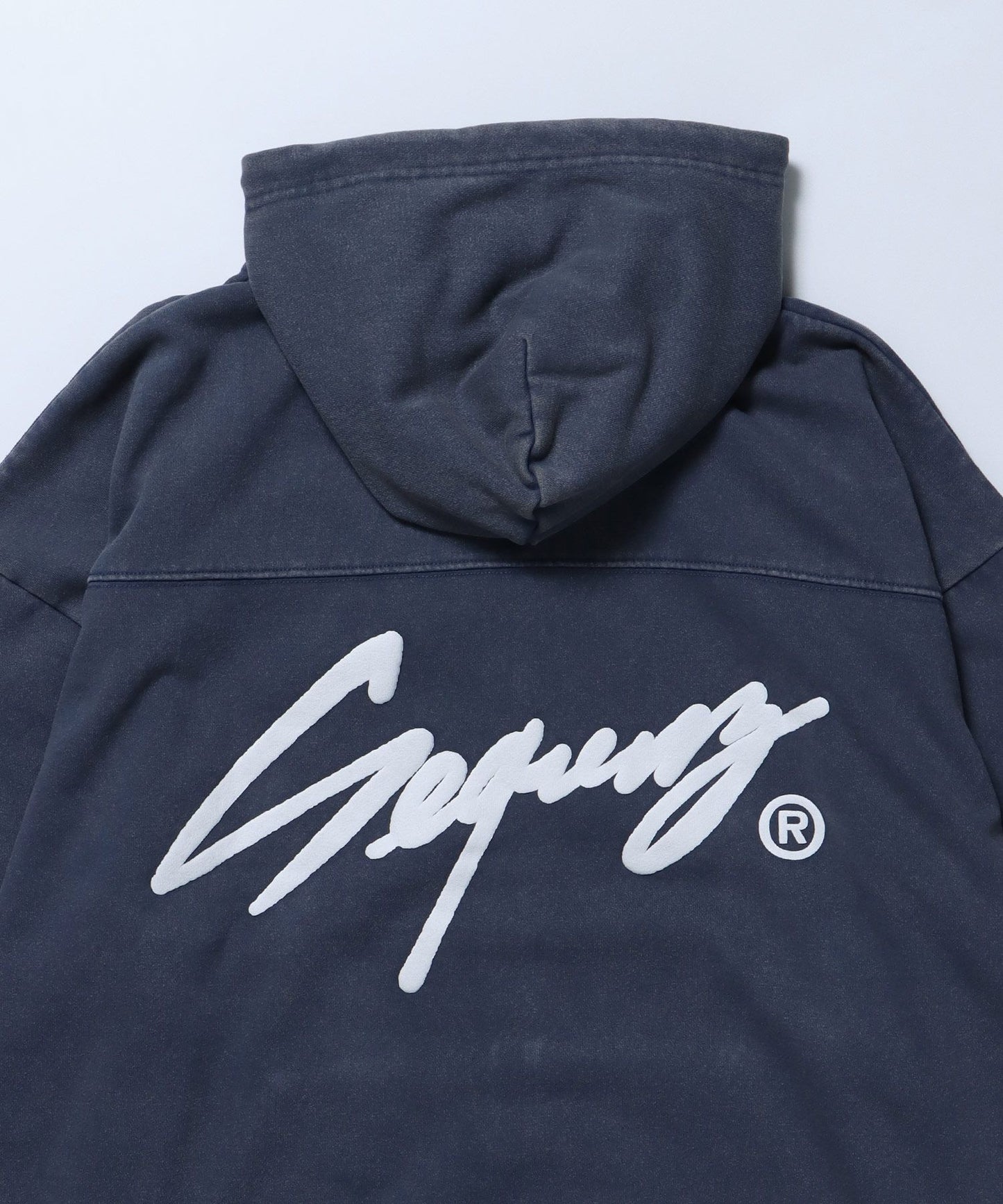 【SEQUENZ】 WORK AGING ZIP P/K / 古着風 シンプル ロゴ ワンポイント フルジップ パーカー ブルーグレー