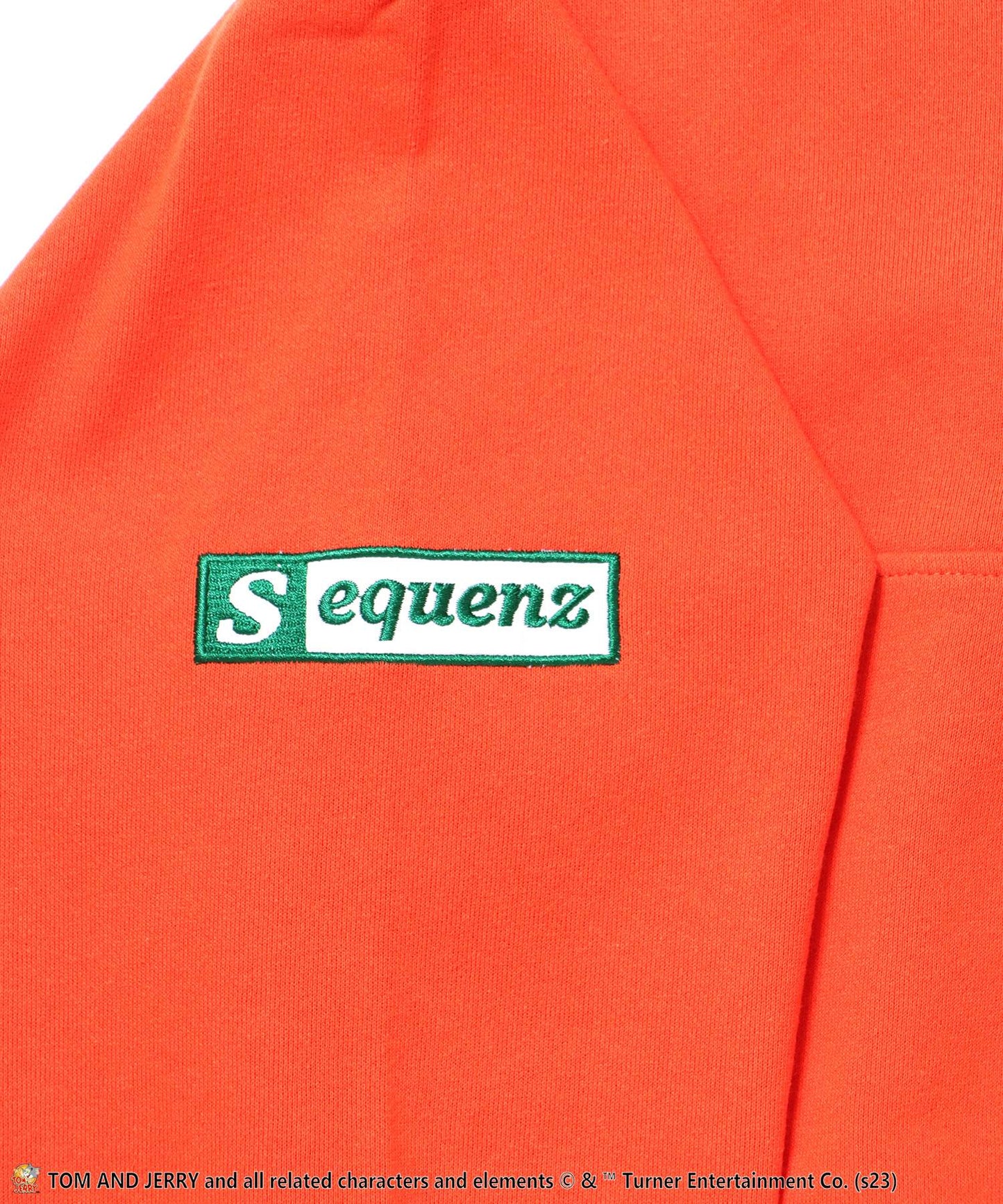 【SEQUENZ】TOM and JERRY WAPPEN HALFZIP SWEAT / トムとジェリー ストリート アメリカン ワッペン ハーフジップ ペアコーデ オレンジ