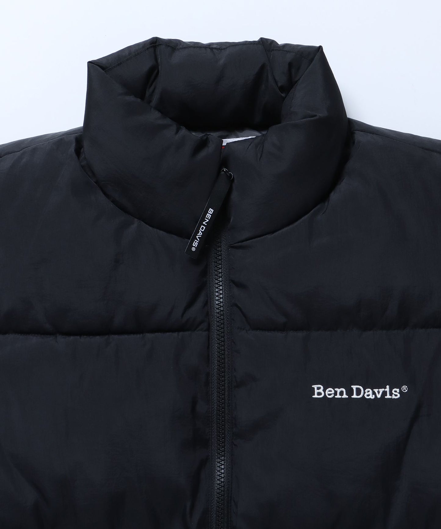 【BEN DAVIS(ベンデイビス)】 BD PUFFER VEST / ワンポイント刺繍 シンプル フェイクダウン 中綿ベスト パファーベスト ブラック