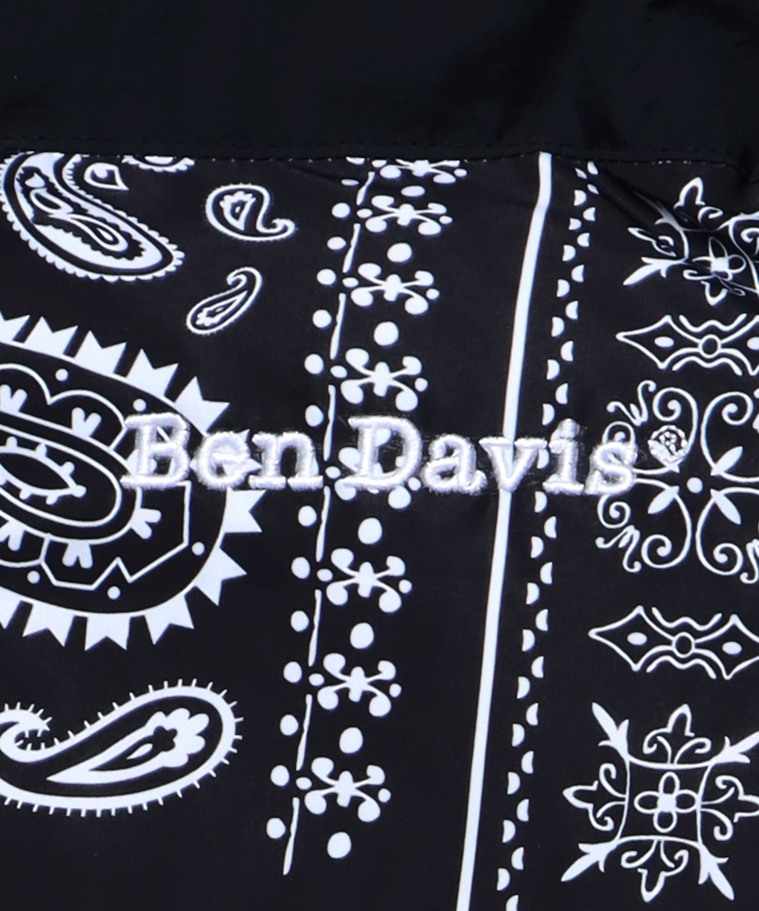 【BEN DAVIS(ベンデイビス)】 BD PUFFER VEST / ワンポイント刺繍 シンプル フェイクダウン 中綿ベスト パファーベスト ペイズリー