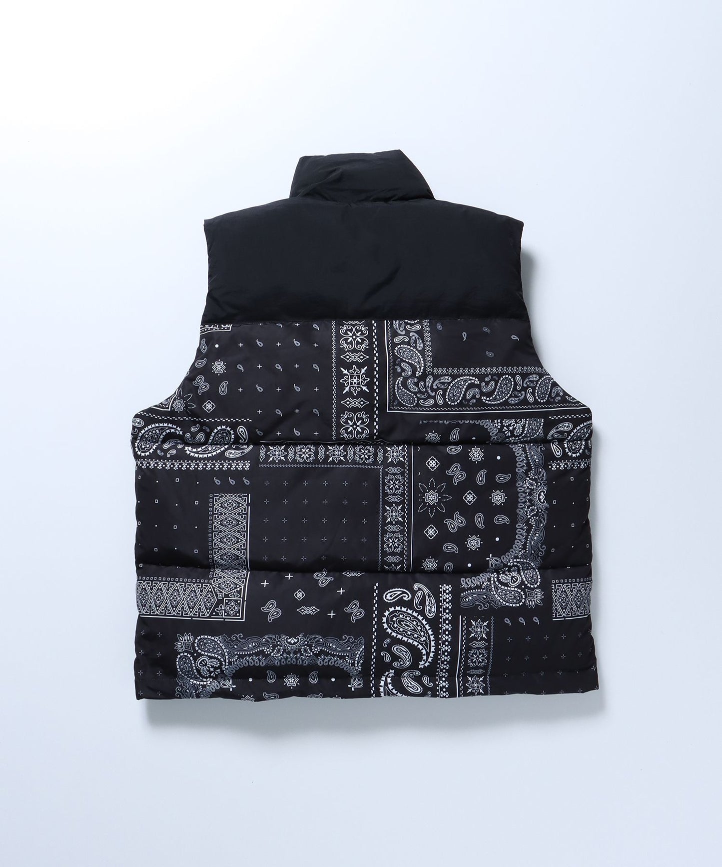【BEN DAVIS(ベンデイビス)】 BD PUFFER VEST / ワンポイント刺繍 シンプル フェイクダウン 中綿ベスト パファーベスト ペイズリー