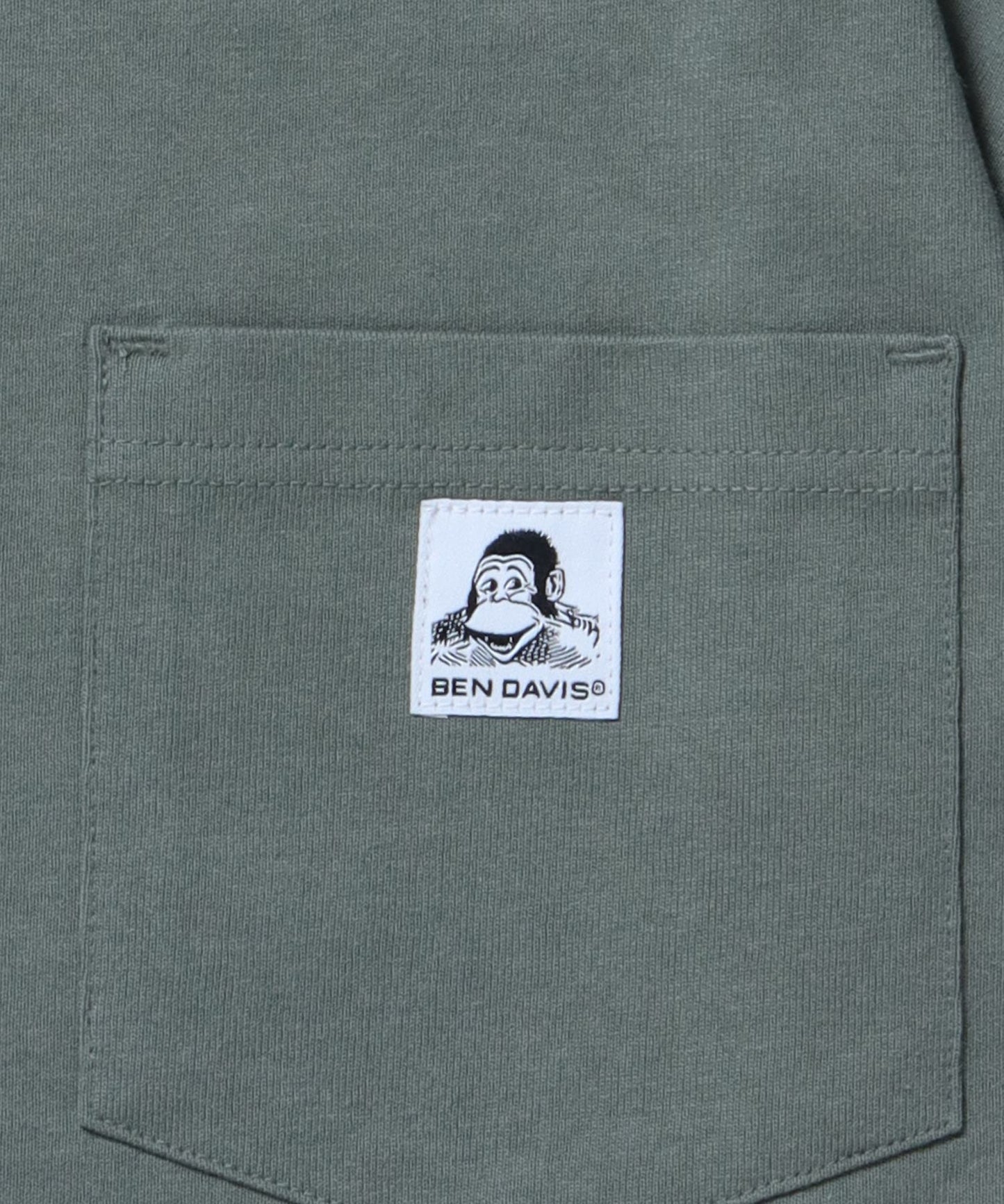 【BEN DAVIS(ベンデイビス)】 NEW L/S POCKET TEE (WIDE) / ピスネーム ポケット ロンT ワンポイント 長袖 ビッグ カーキ