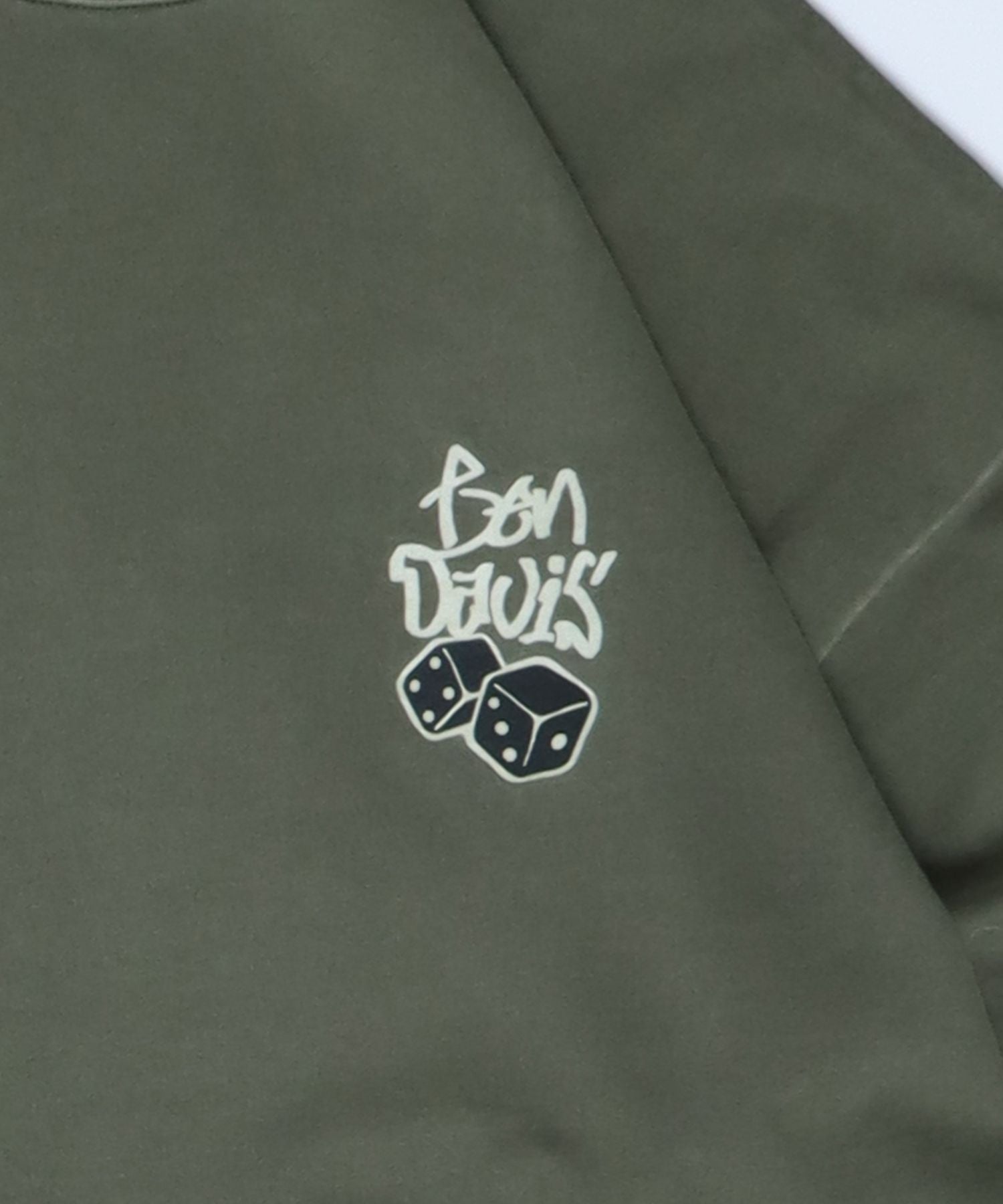 【BEN DAVIS(ベンデイビス)】 OVERDYE L/S TEE(WIDE) / 刺繍 ロゴ ピグメント バイオウォッシュ ヴィンテージ クルーネック ロンT カーキ