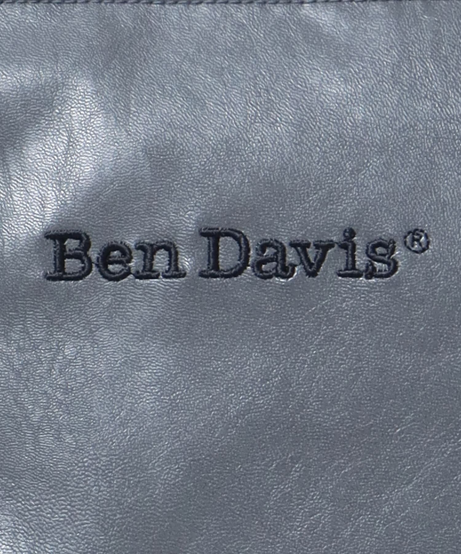 【BEN DAVIS(ベンデイビス)】 FAUX LEATHER PUFFER VEST / スタンド レザー ロゴ 刺繍 ベスト ライトグレー