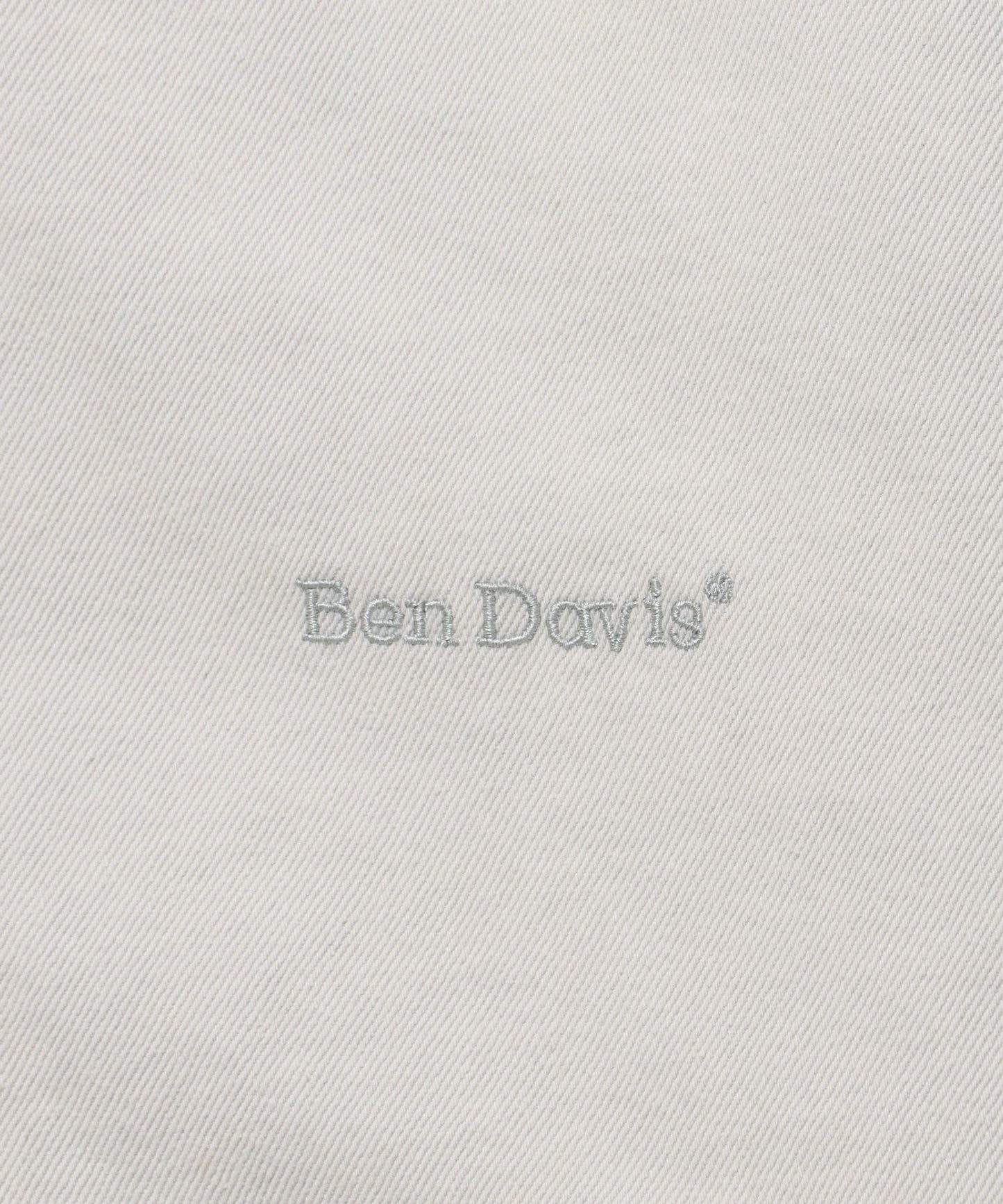 【BEN DAVIS(ベンデイビス)】 BLEACHED WORKERS PARKA / ワイド ジップ ロゴ 刺繍 パーカー アイボリー