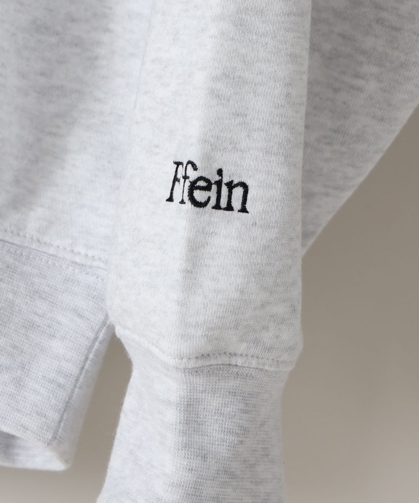 【FFEIN】クラシックロゴオーバーサイズプルパーカー オフホワイト
