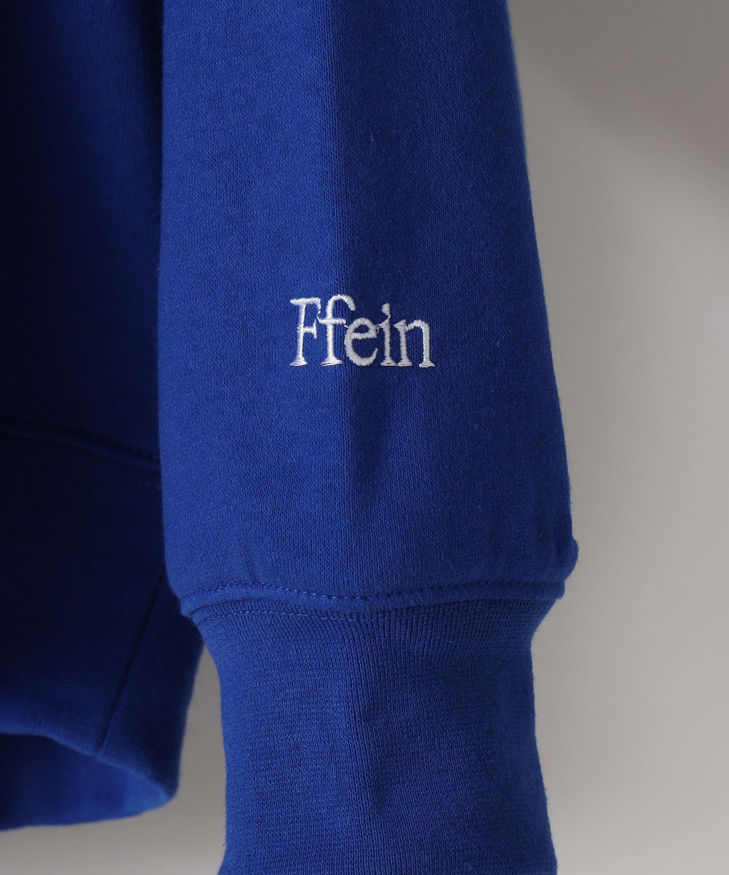 【FFEIN】クラシックロゴオーバーサイズプルパーカー ブルー
