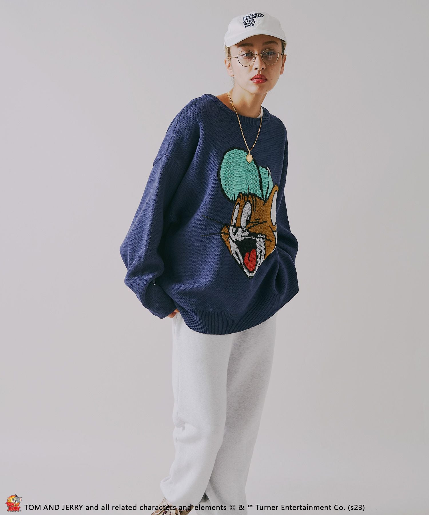 SEQUENZシークエンズ TOM and JERRY BIG FACE C/N SWEATER / トムと 