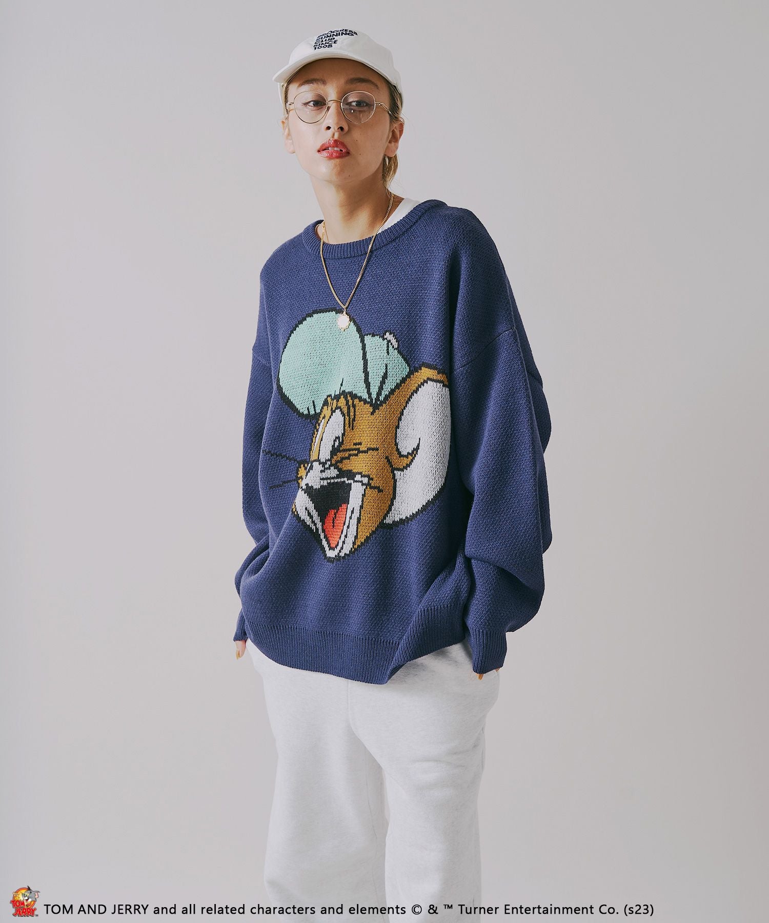 SEQUENZシークエンズ TOM and JERRY BIG FACE C/N SWEATER / トムと 