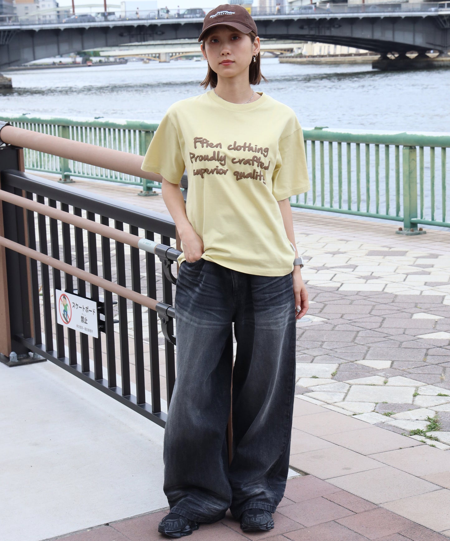 モデル：H163 Size:S　レモンイエロー