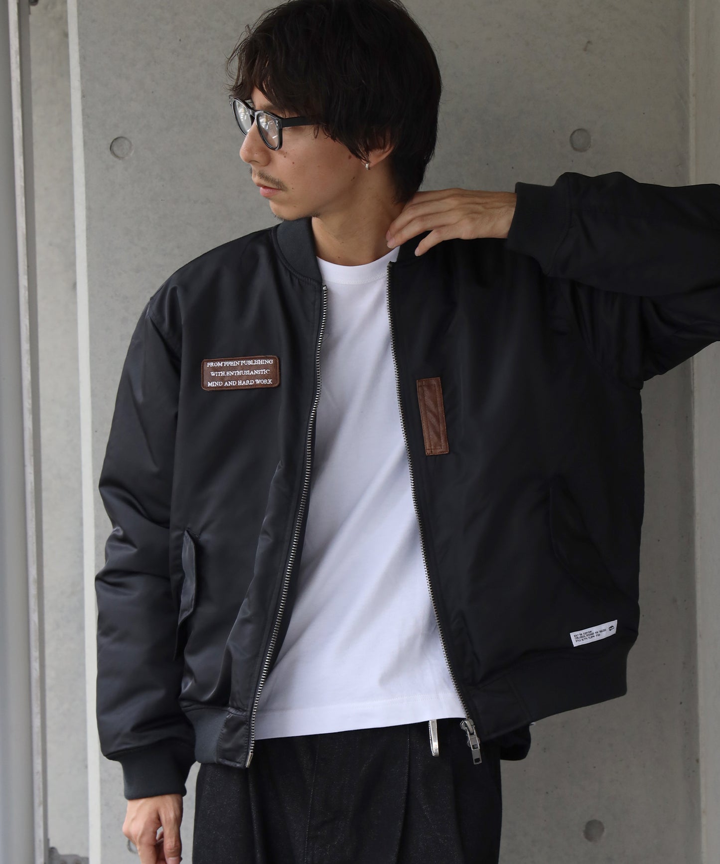 モデル：H178Size:M