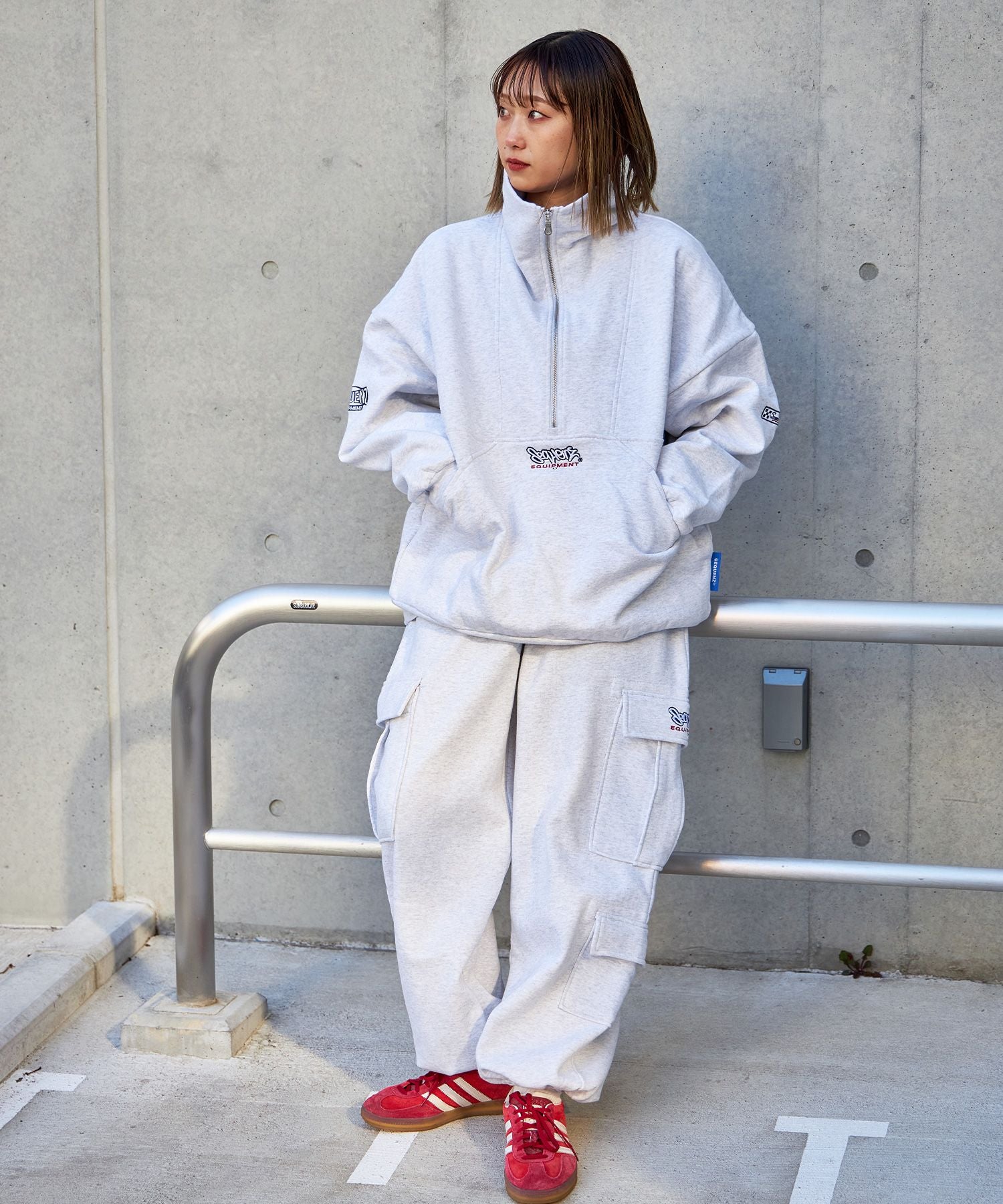 SEQUENZ 90s UTILITY CARGO SWEAT PANTS / ロゴ 刺繍 カーゴ ポケット