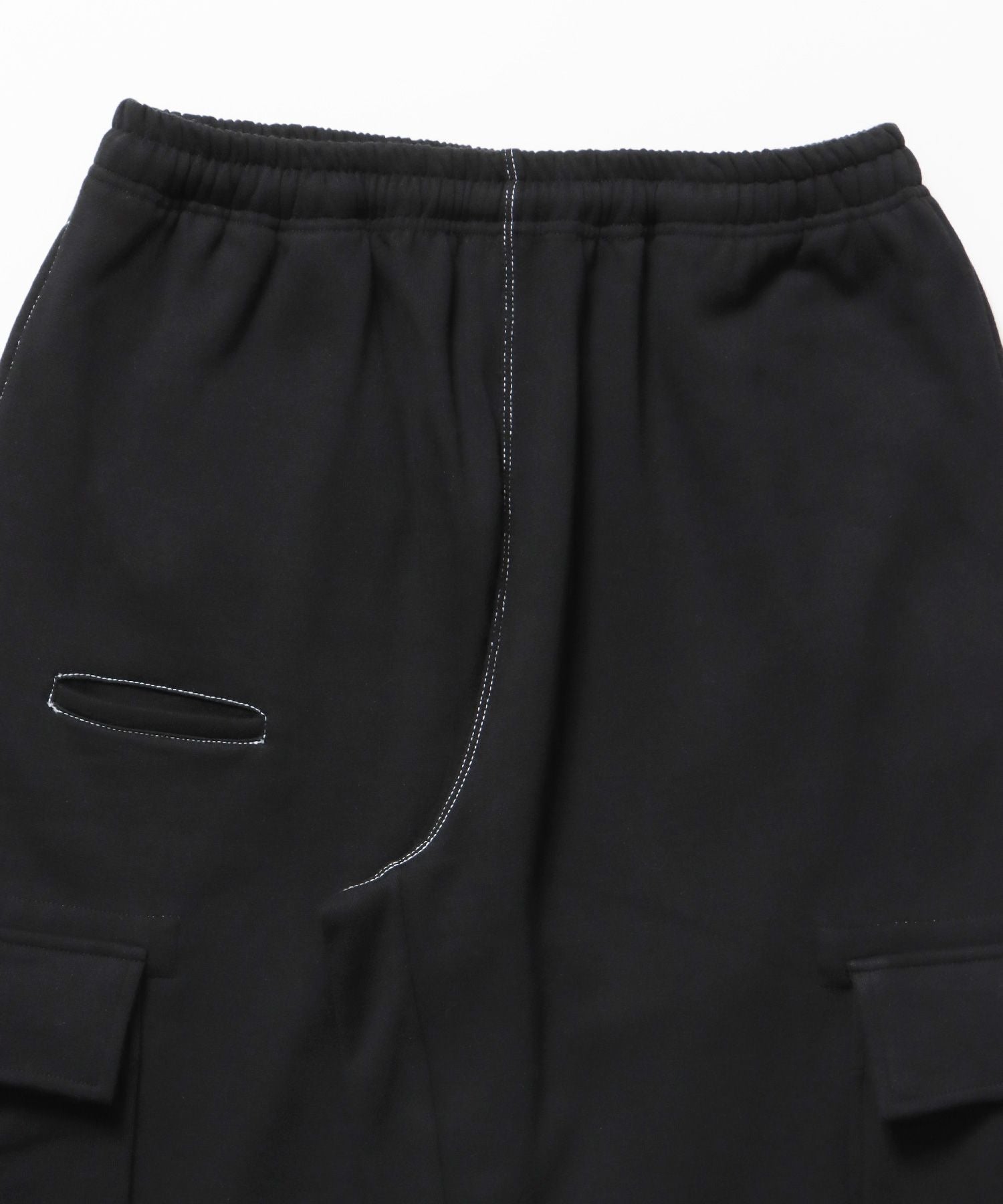 90s UTILITY CARGO SWEAT PANTS / ロゴ 刺繍 カーゴ ポケット スウェット パンツ ドローコード ワイドシルエット セットアップ  ブラック