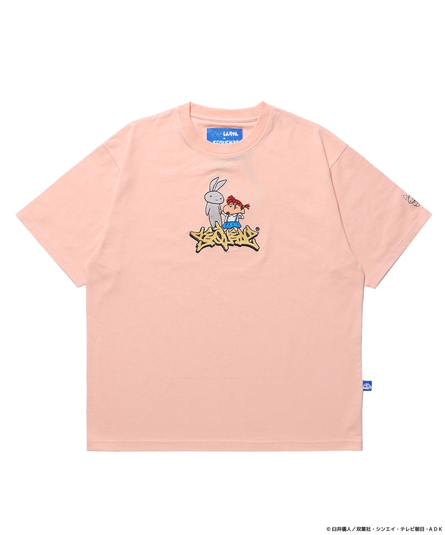 【SEQUENZ】CS NENE EMB. S/S TEE / クレヨンしんちゃん 半袖Tシャツ クルーネック ワンポイント 刺繍 ピンク