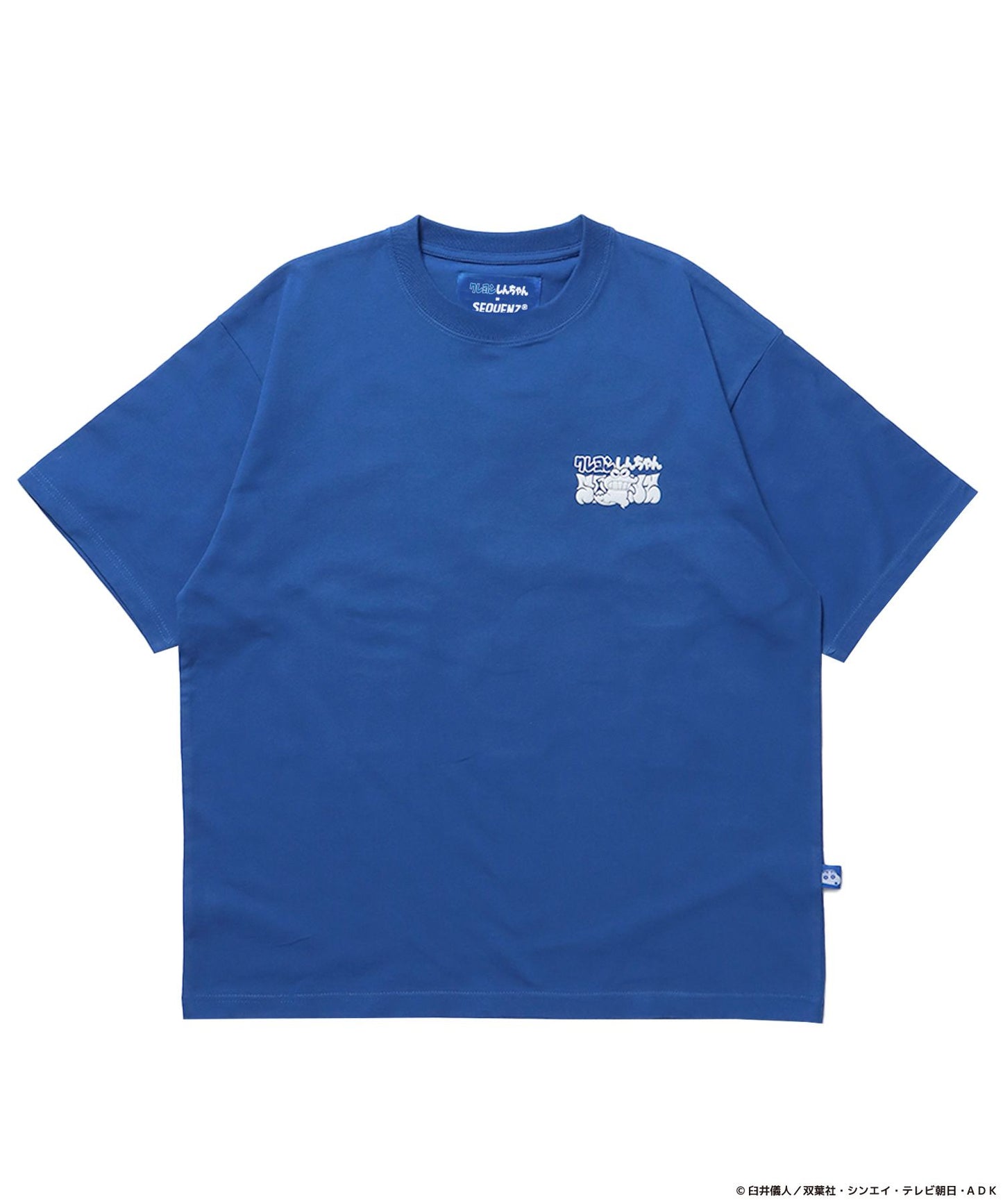 【SEQUENZ】CS×SQNZ BOUEITAI S/S TEE / クレヨンしんちゃん 半袖Tシャツ クルーネック ワンポイント バックプリント ブルー