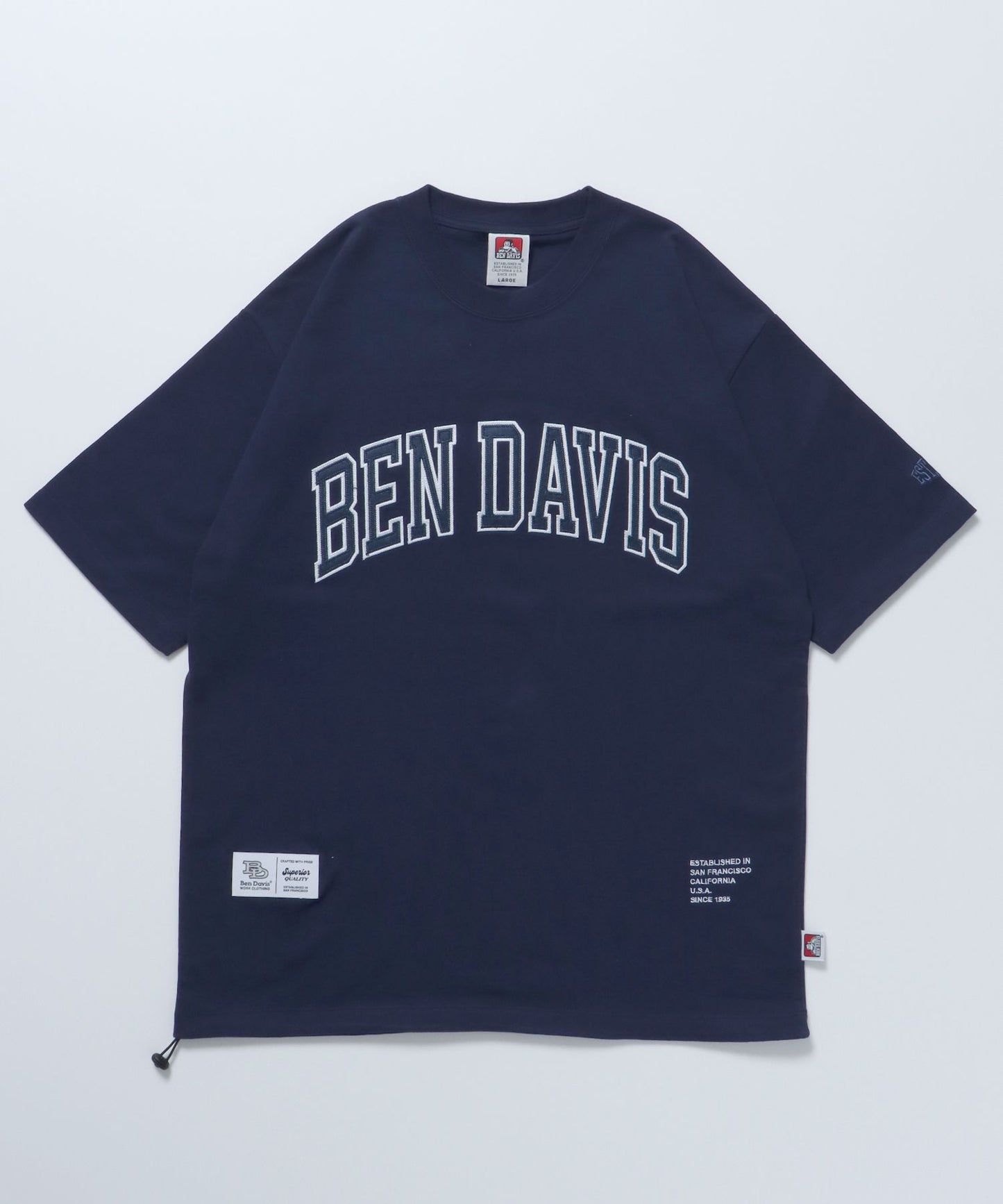 【BEN DAVIS(ベンデイビス)】LETTERED ATHLE TEE / ドローコード 半袖Tシャツ ロゴ刺繍 クルーネック オーバーサイズ ブランドロゴ フロント ダークネイビー