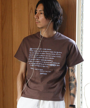 手書きメッセージショート丈Tシャツ / Tシャツ クルーネック 半袖 プリント 【短丈】 モカ