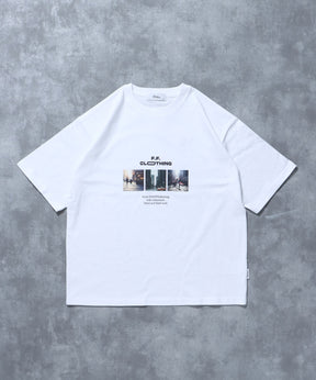 フォトプリントショート丈Tシャツ / Tシャツ 短丈 クルーネック 半袖 ショート丈 ホワイト