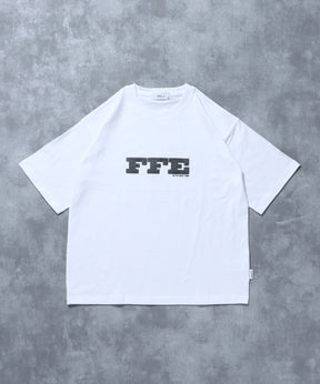 発砲プリントショート丈Tシャツ / Tシャツ 短丈 クルーネック 半袖 ショート丈 ホワイト