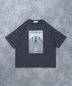 アートグラフィックショート丈Tシャツ / Tシャツ 短丈 クルーネック 半袖 ショート丈 チャコール