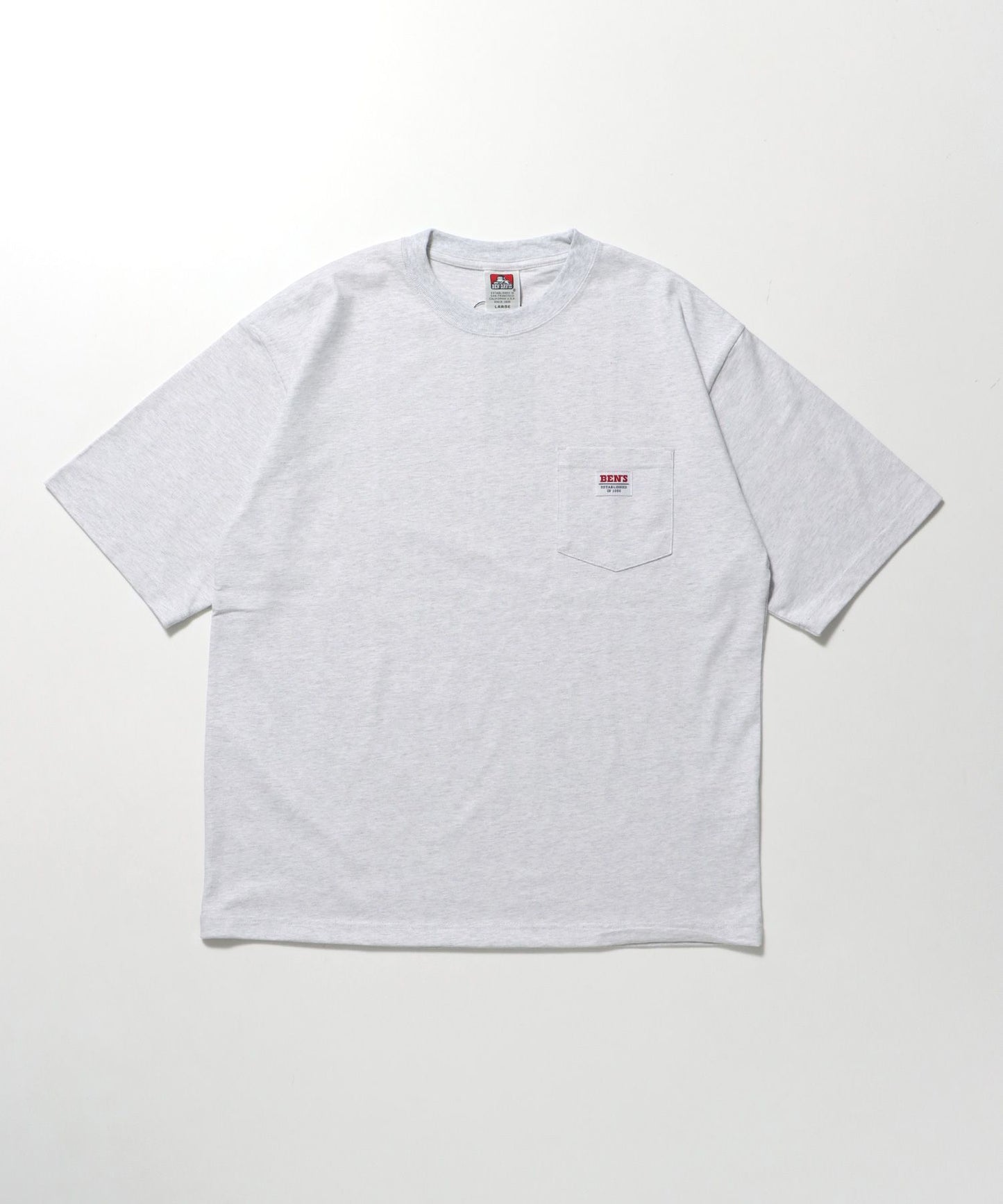【BEN DAVIS（ベンデイビス）】BIG POCKET TEE ZF / ポケット 半袖 ワンポイント ワイドシルエット ヘビーウエイト クルーネック アッシュグレー