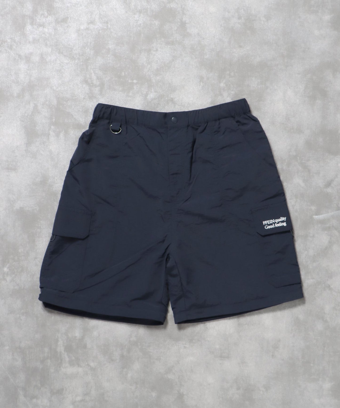 【FFEIN(フェイン)】２WAYナイロンテックワイドカーゴパンツ / ナイロン ハーフパンツ ショーツ ドローコード セットアップ対応 ネイビー