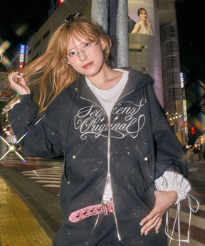 SQNZ LOGO GLITTER ZIP P/K / ジップパーカー ラメプリント ダブルジップ 裏起毛 【セットアップ】 ブラック