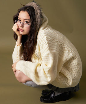 FUR CABLE KNIT ZIP-UP HOODIE / ニット ジップパーカー 刺繍 ファー ケーブルニット アイボリー