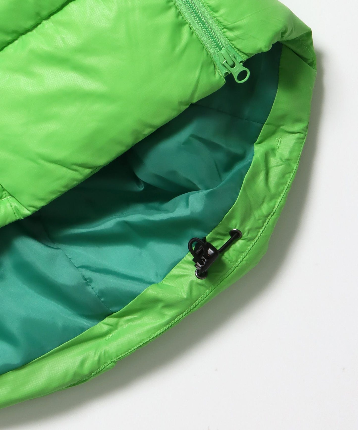 BD HOODED PUFFER JACKET / オーバーサイズ フーディ ジャケット 中綿 ダウン パファー ドローコード ベージュ系