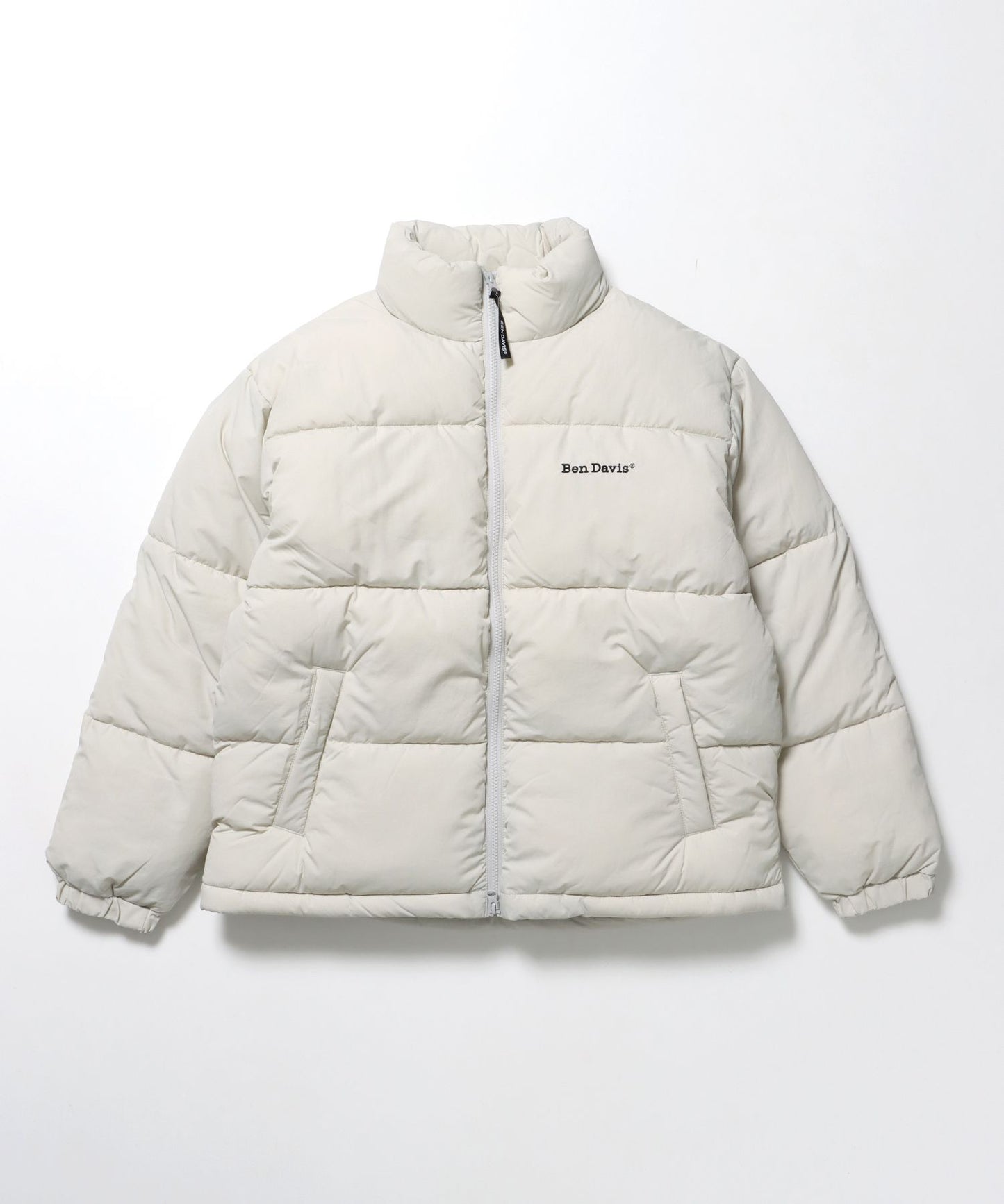 【BEN DAVIS（ベンデイビス）】BD PUFFER JACKET / ジャケット 中綿 ダウン パファー ドローコード 刺繍 アイボリー