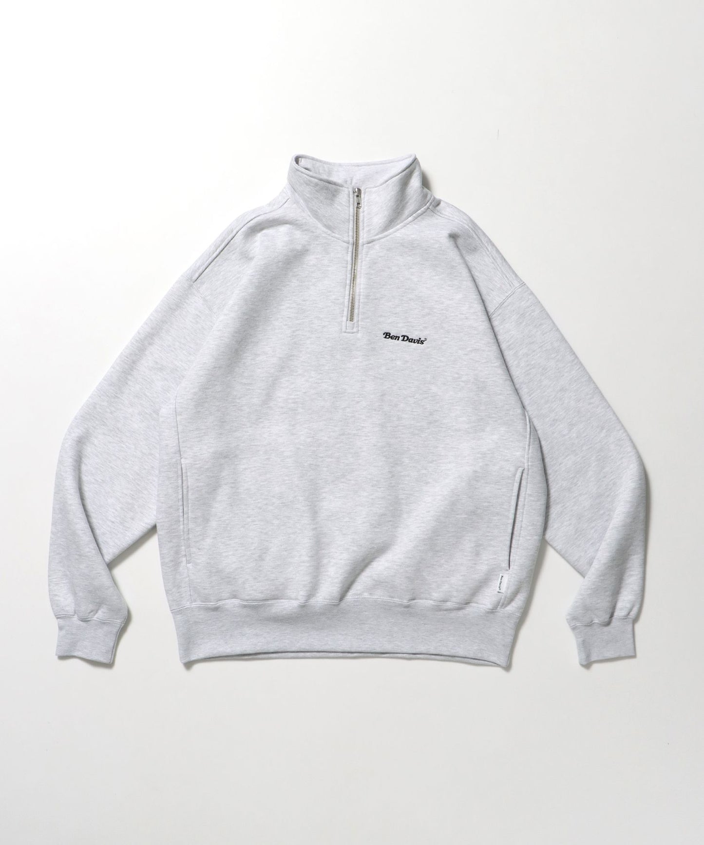 【BEN DAVIS（ベンデイビス）】HEAVY SWEAT HALF ZIP / ヘビースウェット ハーフジップ 裏起毛 ジップ ワンポイント アッシュグレー