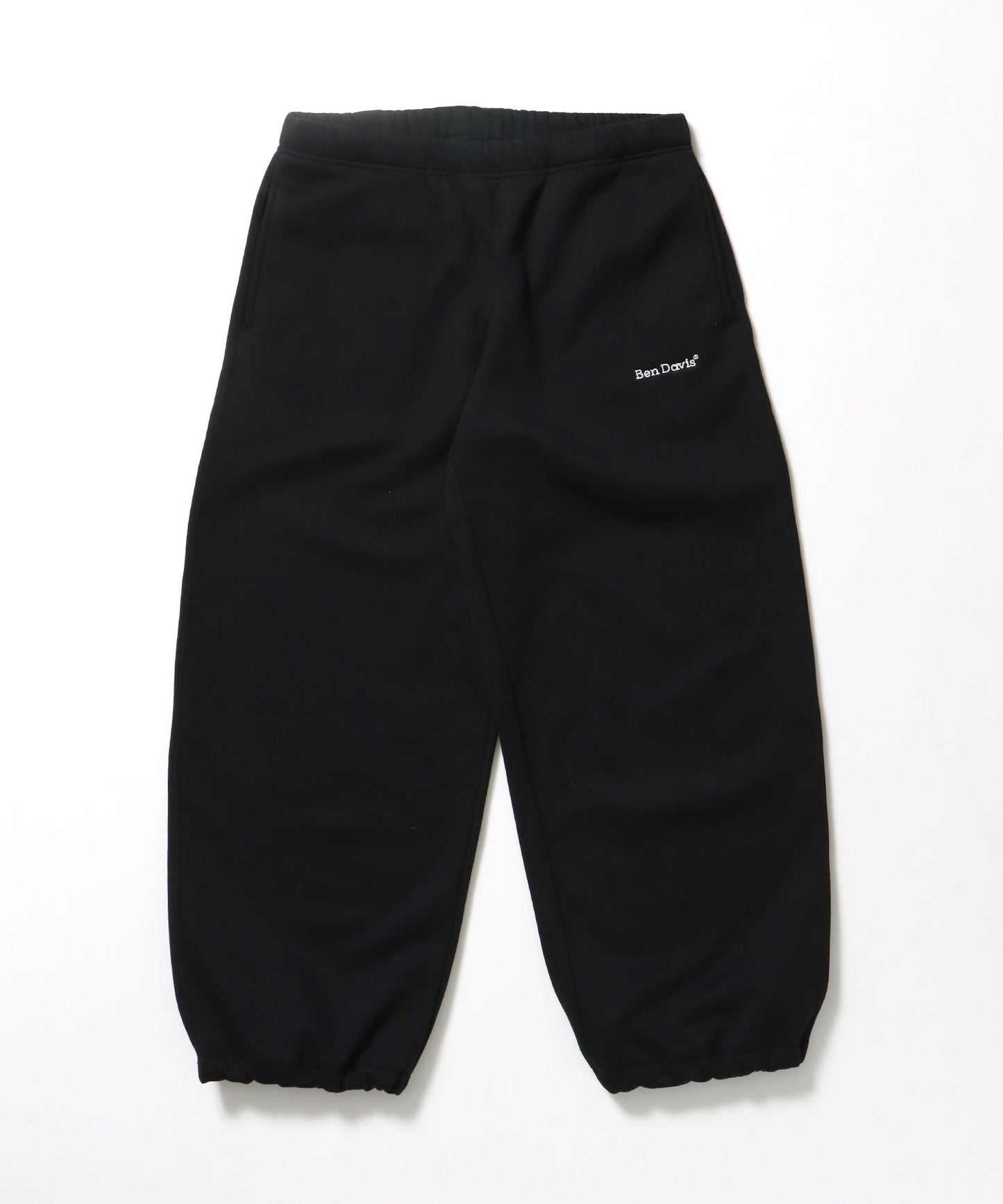 【BEN DAVIS（ベンデイビス）】WIDE CURVE SWEAT PANTS / ワイド カーブパンツ スウェットパンツ 裏起毛 ドローコード 刺繍 ブラック