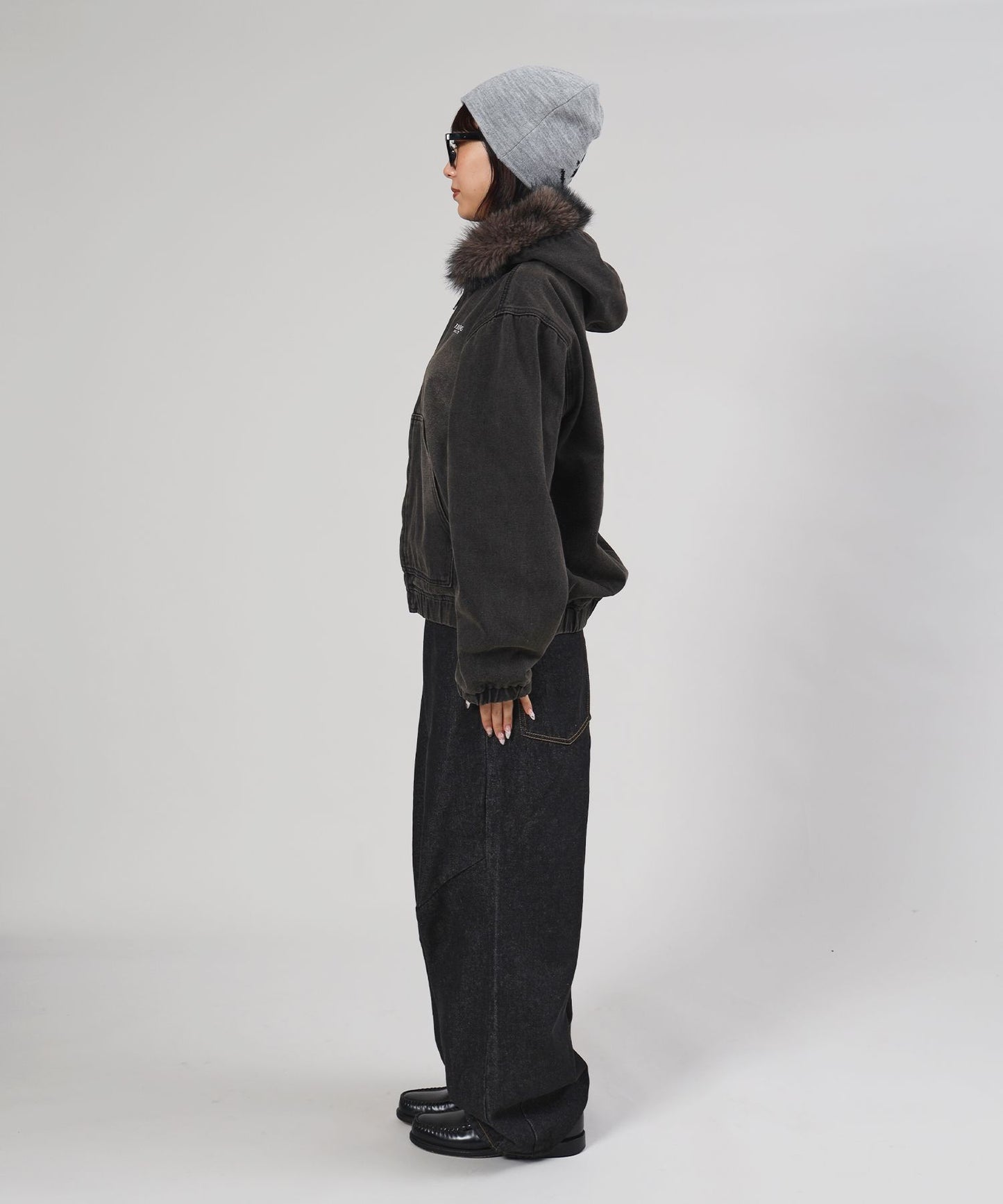 モデル：H163 Size:Sブラウン